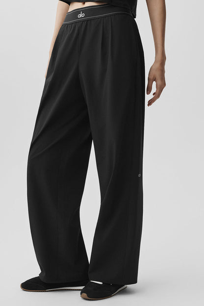 The Everyday Ease Trouser